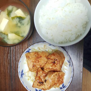 鶏胸肉の唐揚げ